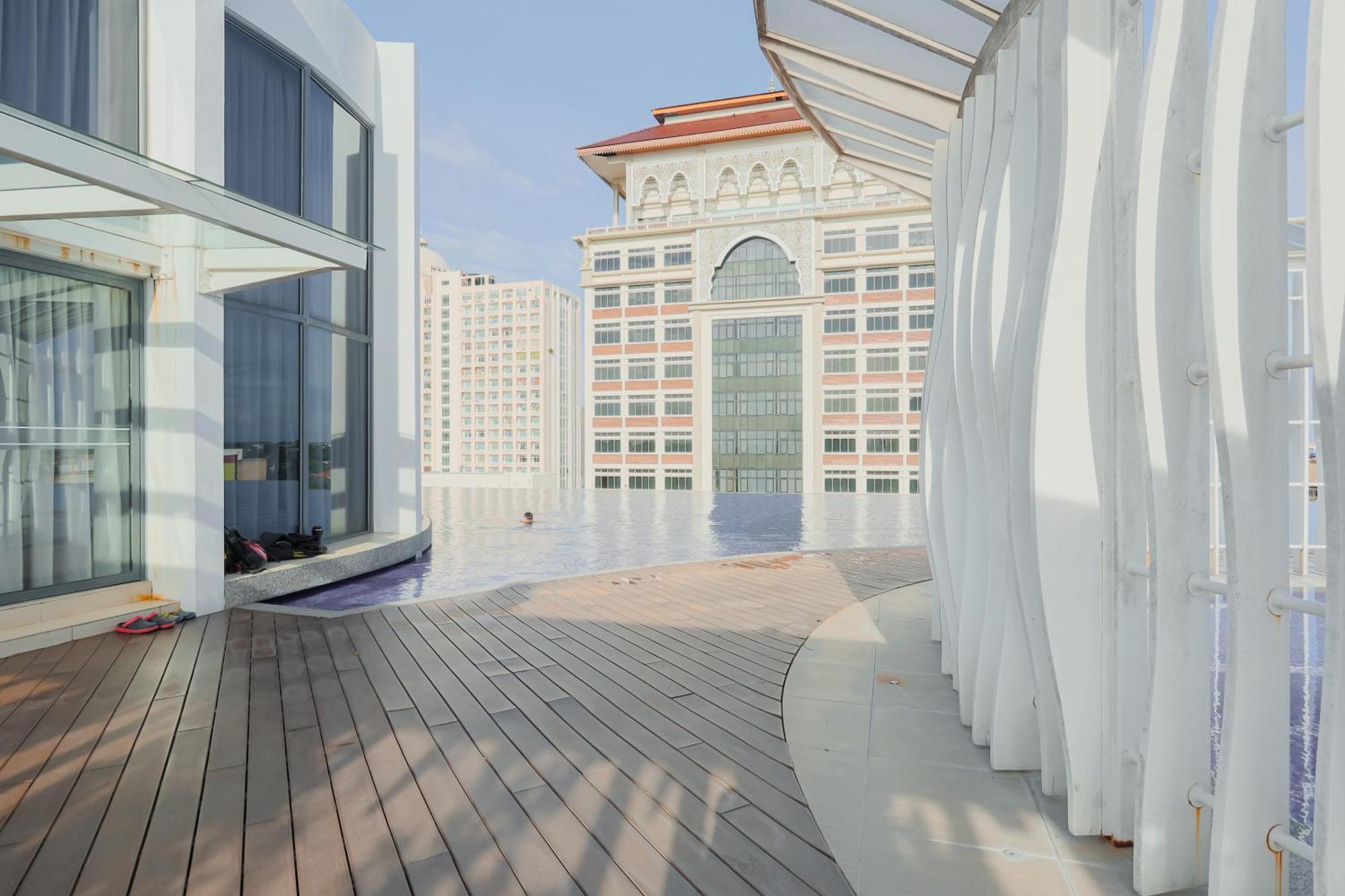 Aaira Troika Residence,Кота-Бару Экстерьер фото